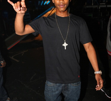 https://rapperscrib.com/wp-content/uploads/2025/04/1380569586-387x353.png